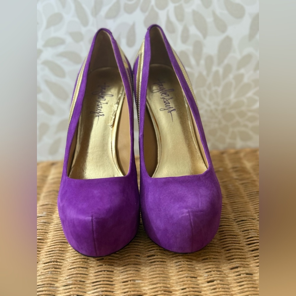 Taylor Says Women’s 9 Blondie Purple Suede Gold Platform Pumps Stiletto Heels - Picture 8 of 10